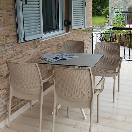 Dimitra G Hotel apartamentowy