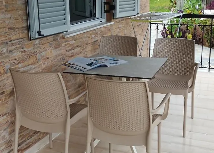Dimitra G Lejlighedshotel