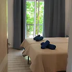 Dimitra G Apartahotel