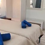 Dimitra G 아파트호텔 고우비아